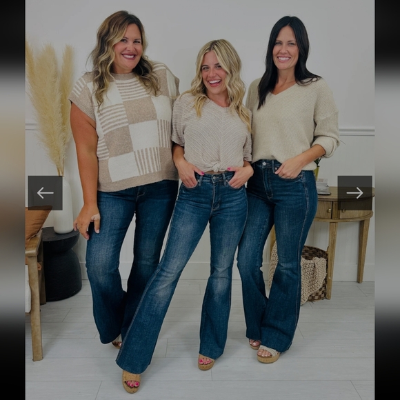 Judy Blue Trifecta Tummy Control Butt Lifting Flare Jeans - Picture 1 of 8